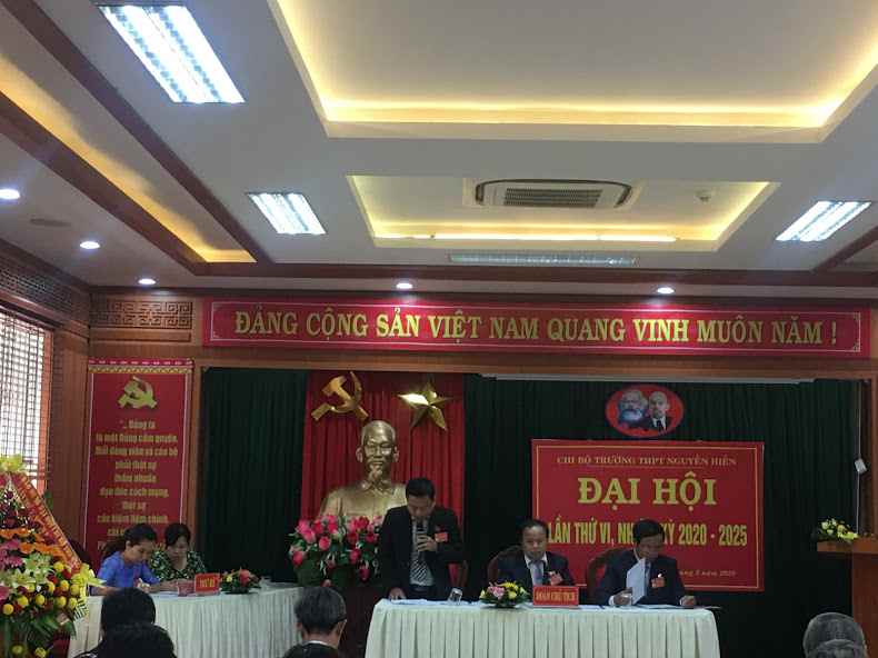 ĐẠI HỘI CHI BỘ TRƯỜNG THPT NGUYỄN HIỀN LẦN THỨ VI, NHIỆM KÌ 2020 - 2025