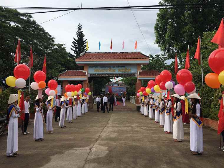 TIN LỄ KỈ NIỆM 20 NĂM THÀNH LẬP TRƯỜNG