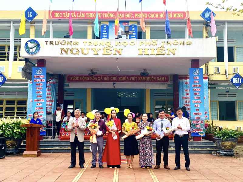 TIN VỀ THI GIÁO VIÊN DẠY GIỎI NĂM 2023